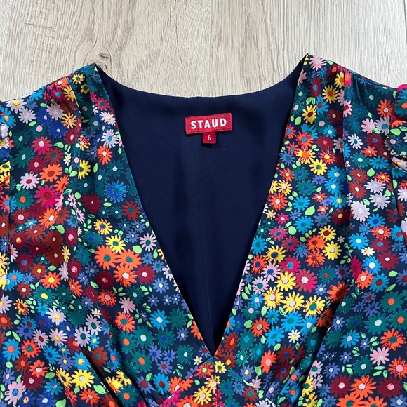 STAUD Rainbow Floral Flower Print Mini Dress V Neck Women's Sz 6 - Picture 3 of 5